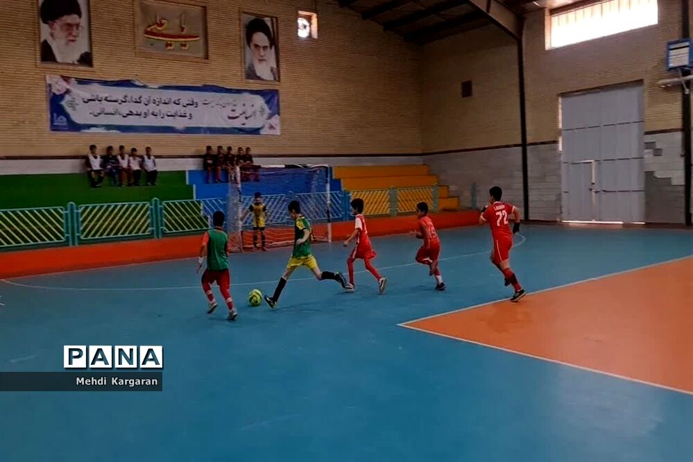 برگزاری مسابقات فوتسال فرهنگیان  در دلیجان