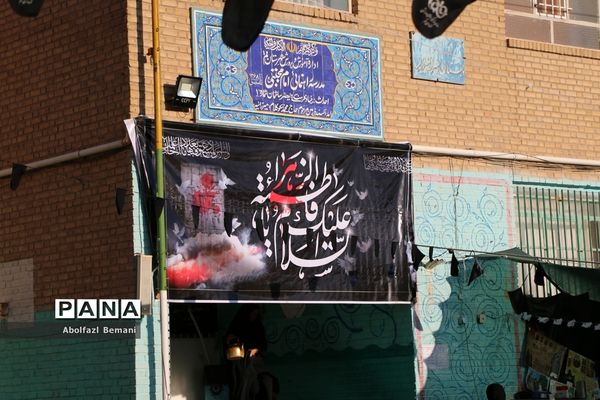 جلوه‌هایی از ارادت دانش‌آموزان مدارس قم به اهل بیت(ع) و شهدا-2