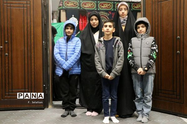 جلوه‌هایی از ارادت دانش‌آموزان مدارس قم به اهل بیت(ع) و شهدا-2