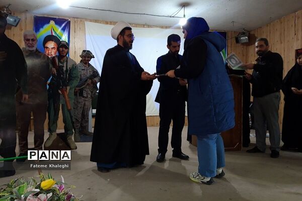 بازدید ازنمایشگاه رویدادآخراشه در سالن اجتماعات قدسیه شهرستان دماوند