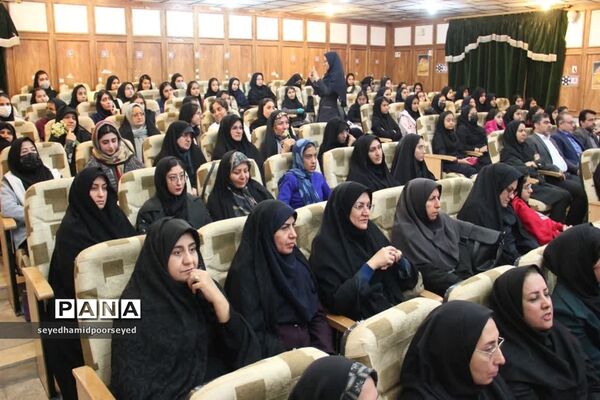 دهمین کنگره سراسری شعر کویربه میزبانی ابرکوه