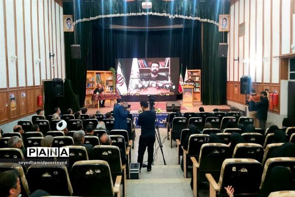 دهمین کنگره سراسری شعر کویربه میزبانی ابرکوه