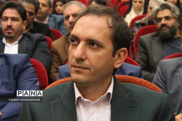 نشست کیفیت بخشی به عملکرد مدیریت مراکز آموزشی در بهارستان دو