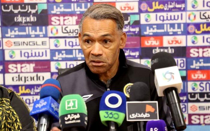 مورایس: گل گهر سیرجان حریف خوب و قابل احترامی است