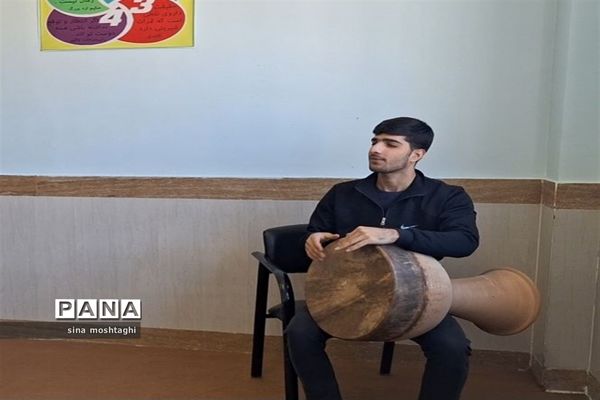 اجرای طرح شهید طوقانی با هدف آشنایی دانش‌آموزان پسر دوره دوم ابتدایی با ورزش زورخانه‌ای