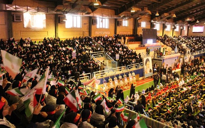 تجمع 6000 هزار نفری دختران سلیمانی در کرمان/فیلم