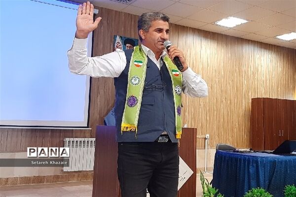 کارگاه تخصصی آموزش مربیان تشکیلات پیشتازان ناحیه ۶ مشهد