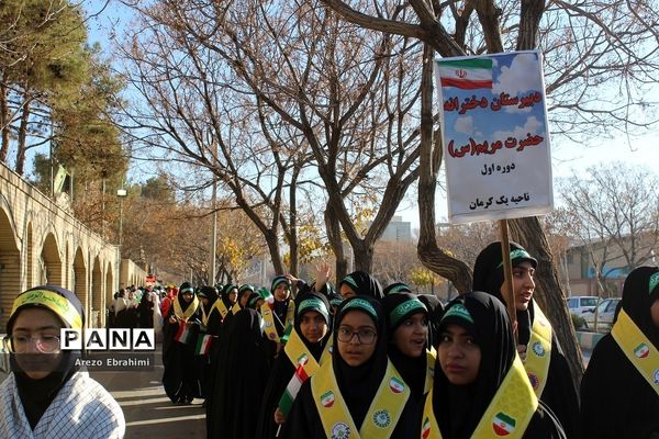 تجمع 6000 نفری دختران سلیمانی در کرمان