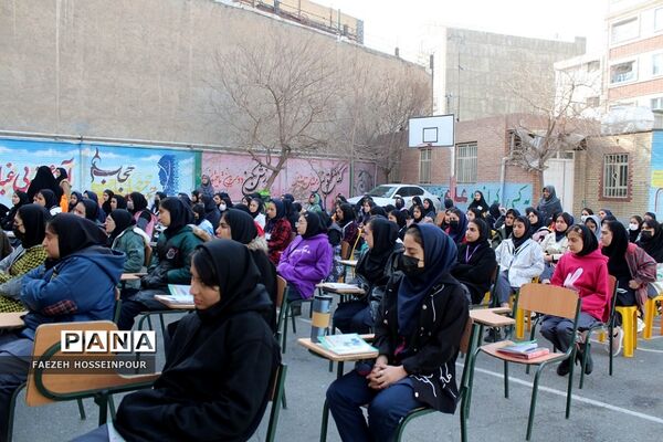 اجتماع فرزندان حاج قاسم در بهارستان دو
