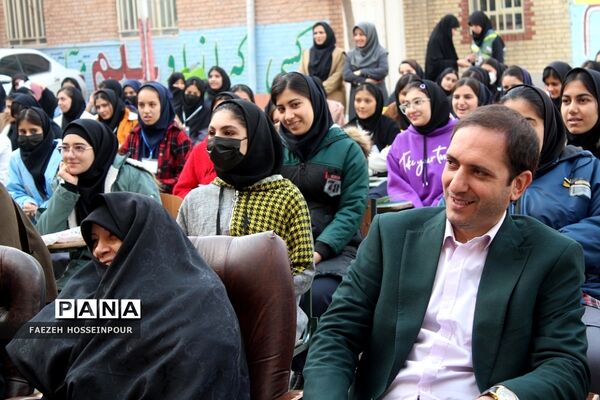 اجتماع فرزندان حاج قاسم در بهارستان دو