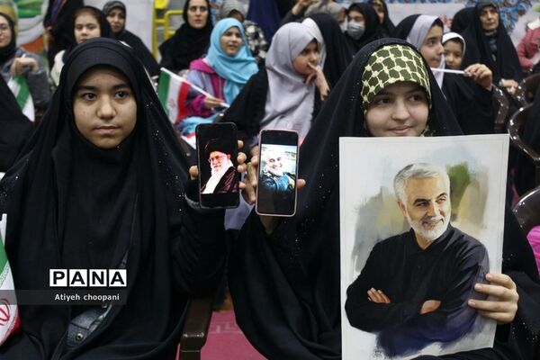 اجتماع بزرگ دختران حاج قاسم
