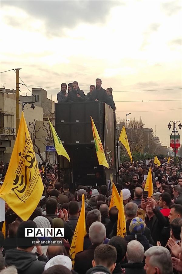 وداع با پیکر شهید سید رضی موسوی