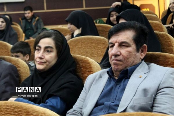 تقدیر از برگزیدگان مسابقه «گزارشگر اربعین باشید»