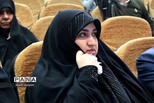 تقدیر از برگزیدگان مسابقه «گزارشگر اربعین باشید»