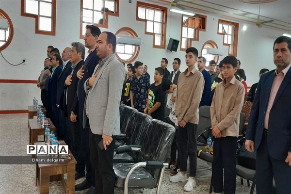 آیین تقدیر از برگزیدگان جشنواره های دانش‌آموزی شوشتر