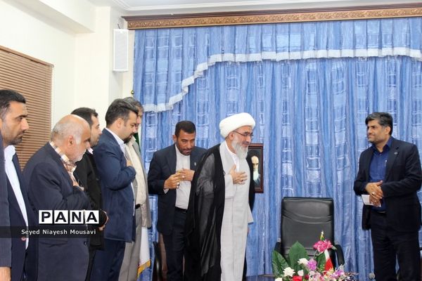 دیدار شورای معاونان آموزش و پرورش استان بوشهر با نماینده ولی فقیه در استان و امام جمعه بوشهر