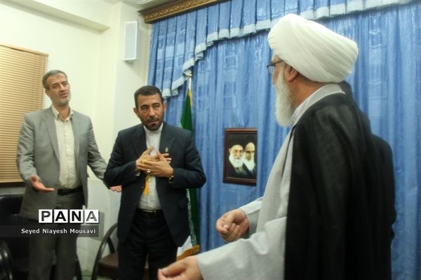 دیدار شورای معاونان آموزش و پرورش استان بوشهر با نماینده ولی فقیه در استان و امام جمعه بوشهر