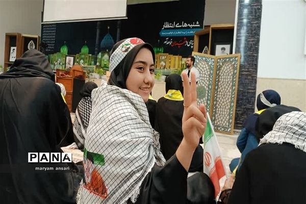 تجمع بزرگ دختران  حاج قاسم در شهر یاسوج