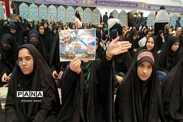 تجمع بزرگ دختران  حاج قاسم در شهر یاسوج