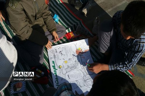 همایش نقاشی همگانی به‌مناسبت ولادت حضرت زهرا(س) و روز مادر در شهرستان پیشوا