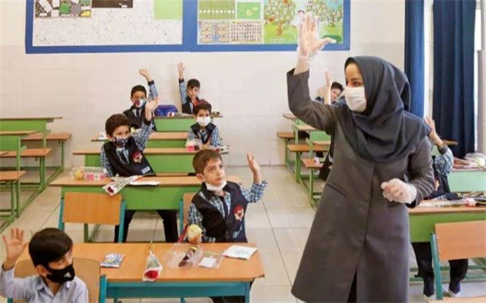 دریافت حقوق معلمان به عدالت نزدیک‌تر شده است