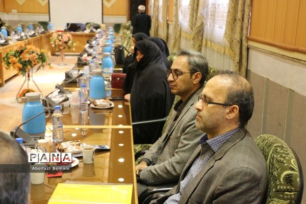آیین تجلیل از بانوان فرهنگی «همسر شهید» در قم
