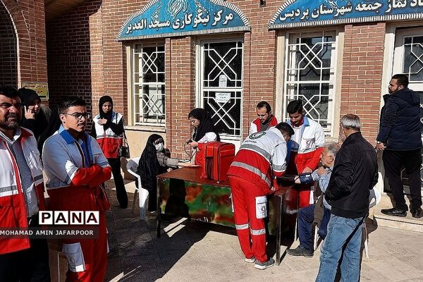 برگزاری مراسم نهم دی ماه در مصلای شهرستان پردیس
