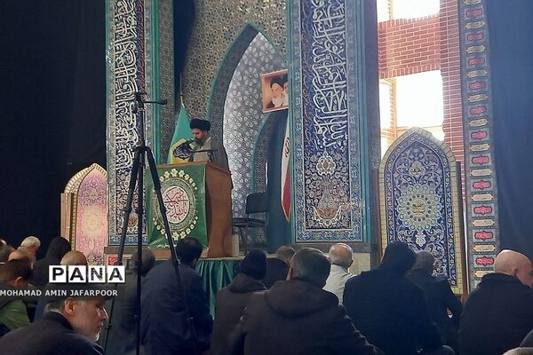 برگزاری مراسم نهم دی ماه در مصلای شهرستان پردیس