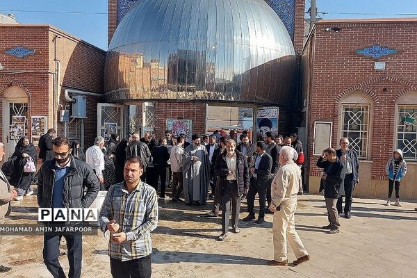 برگزاری مراسم نهم دی ماه در مصلای شهرستان پردیس