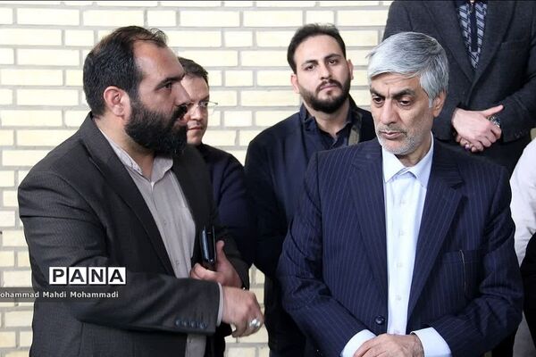 بازدید وزیر ورزش و جوانان از مجموعه‌های ورزشی فشافویه