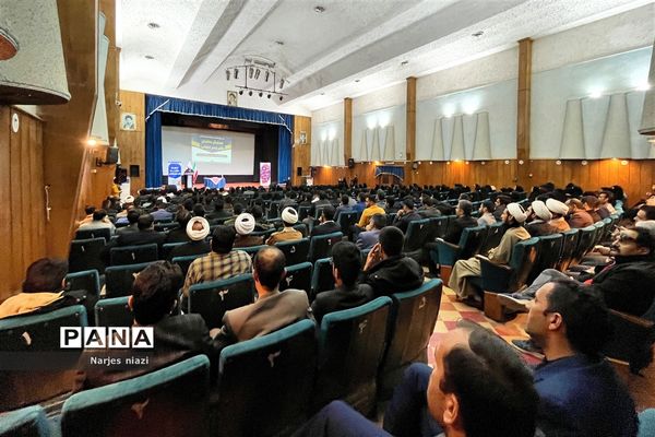 برگزاری همایش معلمان گام دوم انقلاب در شهرستان کاشمر