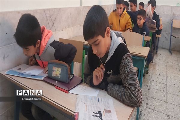 برگزاری کارگاه آموزش خبرنگاری پسران در خلیل‌آباد