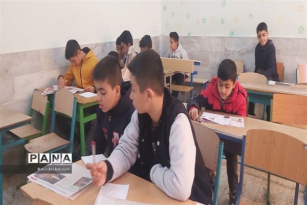 برگزاری کارگاه آموزش خبرنگاری پسران در خلیل‌آباد