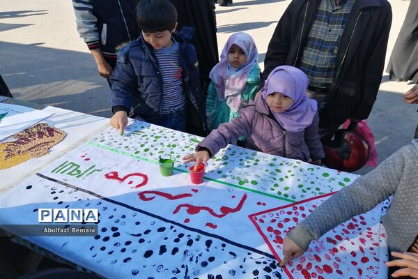 نمایشگاه نقاشی «آخراشه» با موضوع فلسطین در قم-1