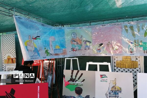 نمایشگاه نقاشی «آخراشه» با موضوع فلسطین در قم-1