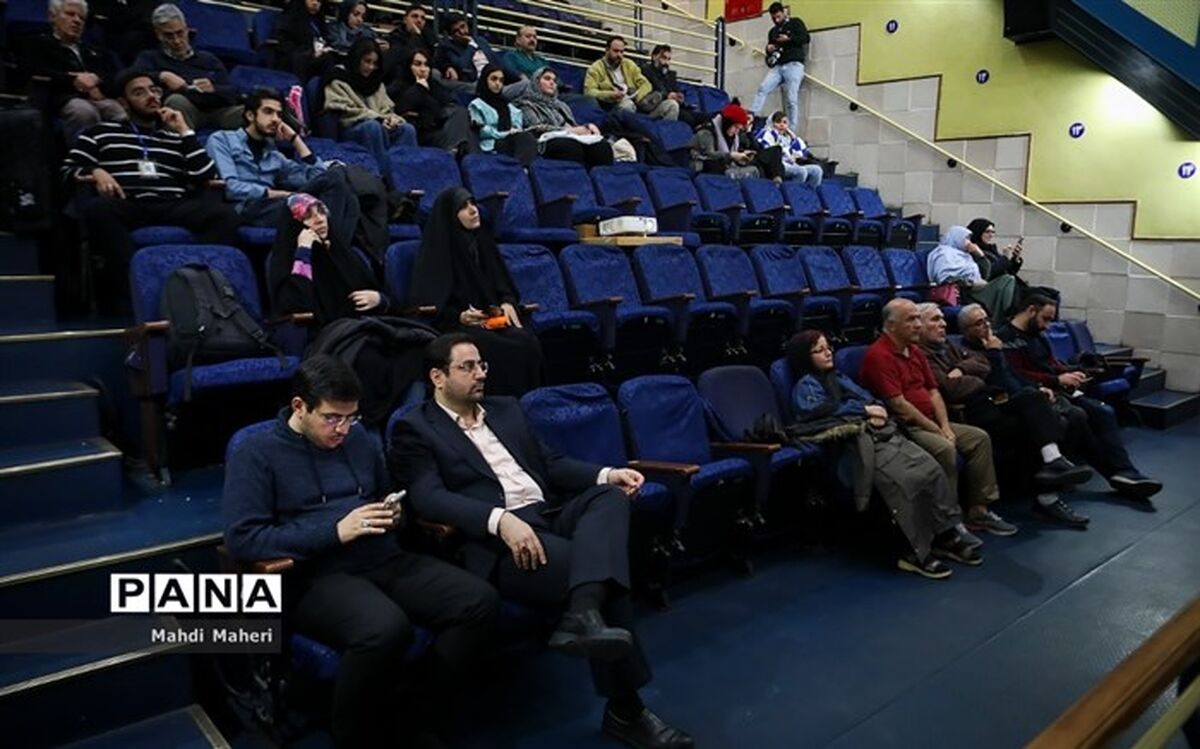 جشنواره‌ فیلم رشد یک ایرانستان فرهنگی  است