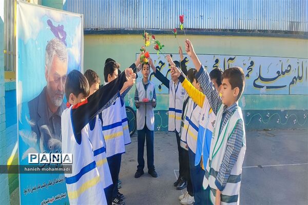 زنگ مقاومت به‌مناسبت گرامیداشت  یاد و خاطره حاج قاسم سلیمانی
