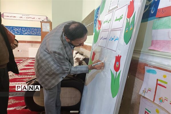 نواختن زنگ بصیرت در مدارس شهرستان قدس