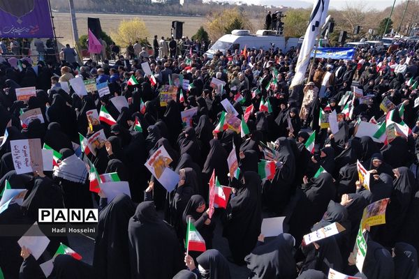 حماسه‌ای دیگر از مردم غیور استان اصفهان روز بصیرت و میثاق امت با ولایت