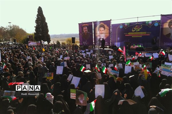 حماسه‌ای دیگر از مردم غیور استان اصفهان روز بصیرت و میثاق امت با ولایت