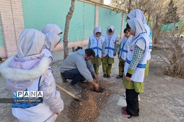 اجرای طرح شهید عنایت اله مرادی در مدارس کهریزک