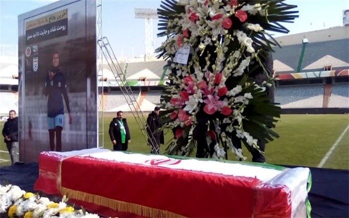 آرزوی ملیکا محمدی محقق شد؛‌ وداع با مستطیل سبز در ورزشگاه آزادی