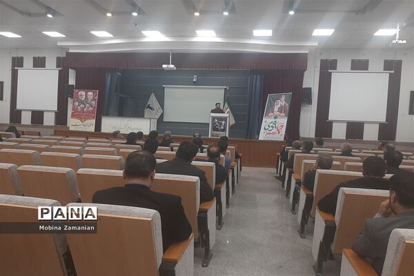 بزرگداشت روز‌ بصیرت‌ و‌ حماسه‌ نه دی  در آمورش و پرورش ناحیه شش مشهد