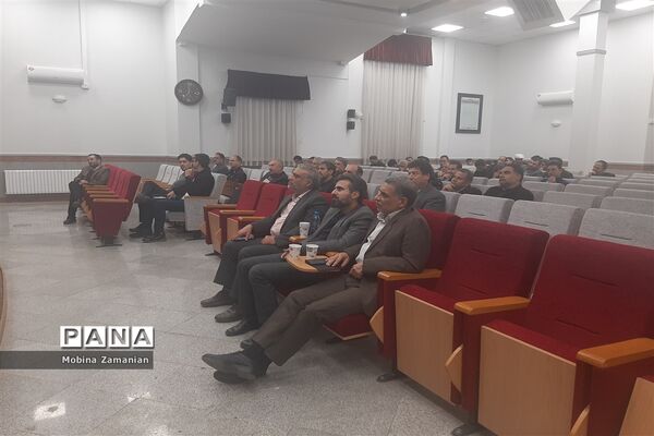 بزرگداشت روز‌ بصیرت‌ و‌ حماسه‌ نه دی  در آمورش و پرورش ناحیه شش مشهد