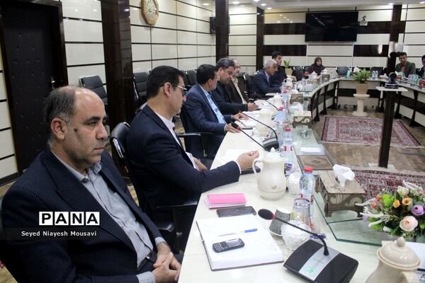 نشست ستاد سومین یادواره ملی نهضت سوادآموزی در بوشهر