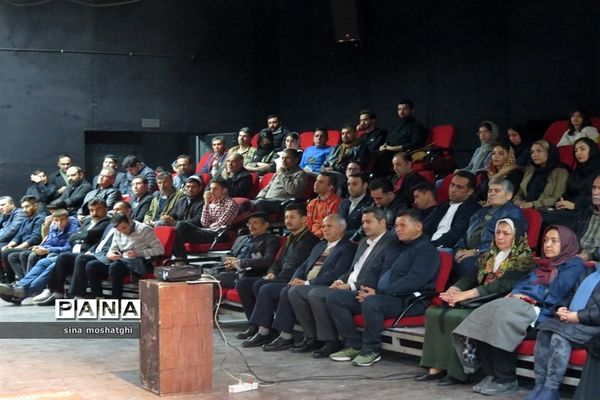 گردهمایی جامعه اسب‌سواری خراسان شمالی در پلاتو شمس بجنورد