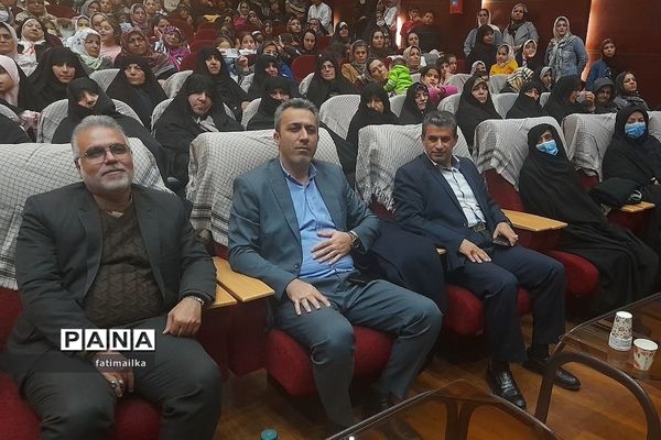 جشن تقدیر از مادران شهید توسط بسیج جامعه زنان سپاه شهرستان فیروزکوه