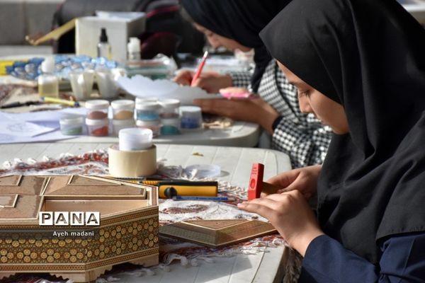 آیین رونمایی از پوستر چهل‌ و دومین دوره از مسابقات فرهنگی و هنری کشور