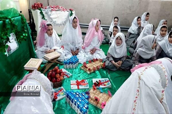 جشن آموزش سی‌‌ وسه روزه قرآن‌کریم درآموزشگاه الله‌اکبر اسلامشهر
