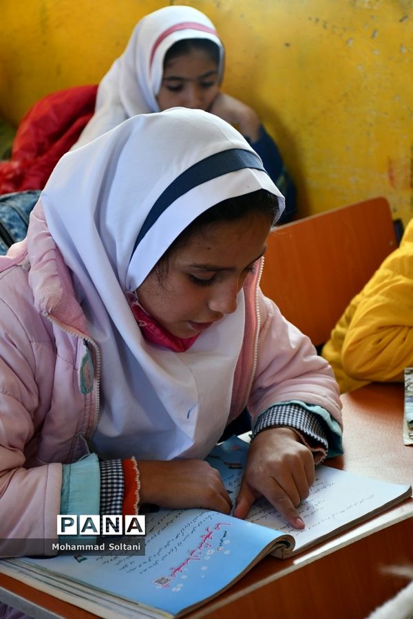 پویش اردوی جهادی مدیریت آموزش و پرورش عشایر فارس